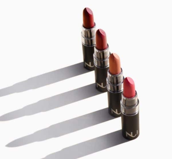 nui natural lipstick in vielen Farben