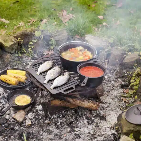grill und camping kochset gusseisen 2