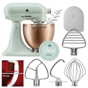 KitchenAid Küchenmaschine Limited Edition Blossom in Mintgrün mit einer markanten Kupferschüssel.