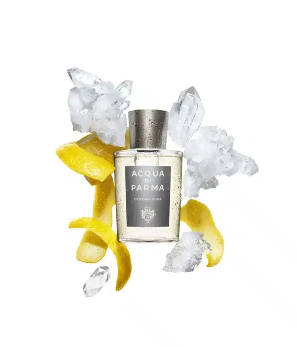 Acqua di Parma - Colonia Pura: Ein moderner Duft, der spritzige Zitrusnoten mit floraler Leichtigkeit und holziger Eleganz vereint – pure Frische und zeitlose Raffinesse.